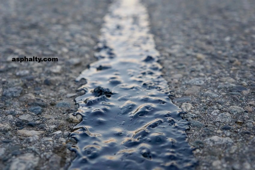 Road Maintenance Premium Asphalt Cracks and Holes Repair
