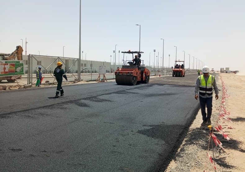 High-Performance Wearing Coarse Asphalt Laying for Highways
