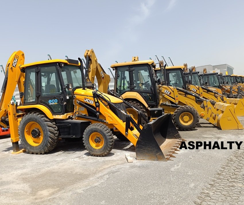 JCB and Caterpillar Backhoe Fleet for Urban Utility Excavating